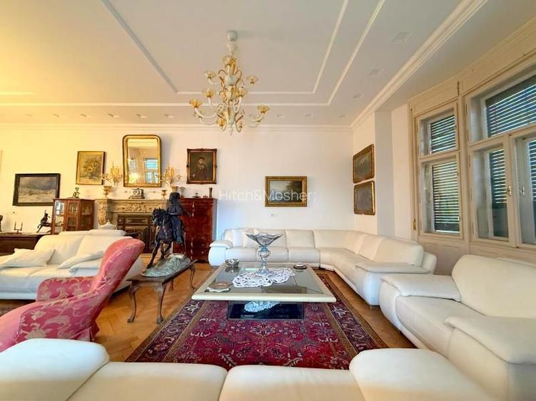 Reședință statement în Piața Victoriei - 6