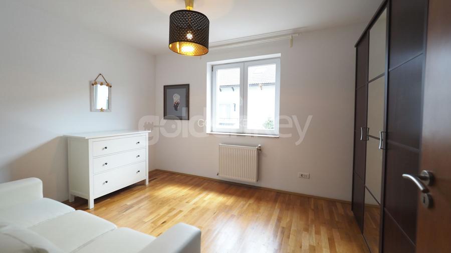 Vila cocheta in cartier rezidential cu piscina comuna, garaj - 14