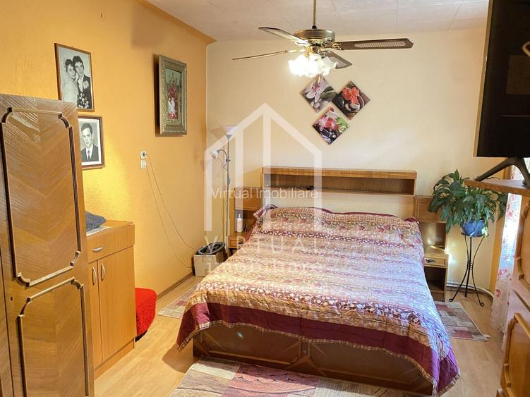 Casa de vanzare in Sibiu cu 2 apartamente  si gradina de 147 - 13