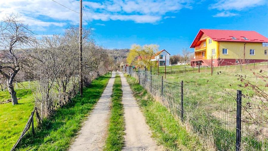Teren intravilan la 14 km Cluj, 1366mp, Valcele, Feleacu - 2