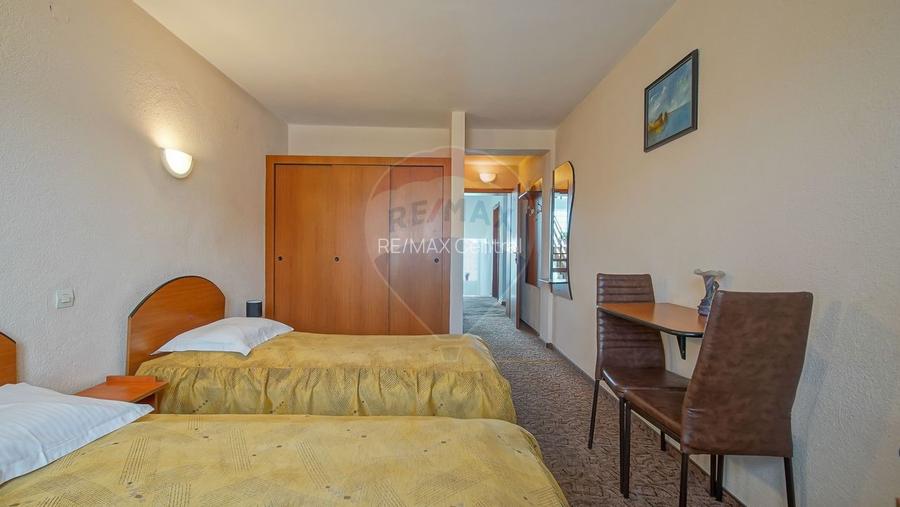 Comision 0 %! Pensiune cu 12 camere de vânzare, str. De Mijloc! - 22