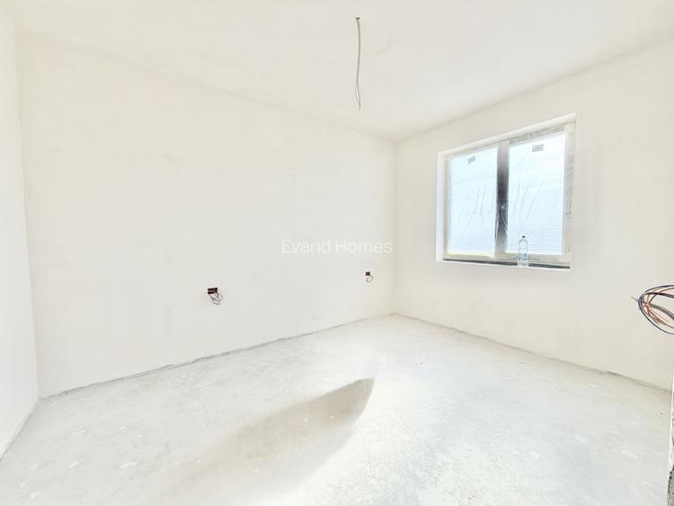 Duplex cu 3 camere - Cartier Asfaltat - Mosnita - 10