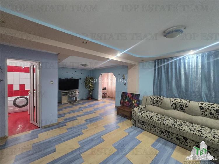 Apartament 3 camere foarte spatios - 4