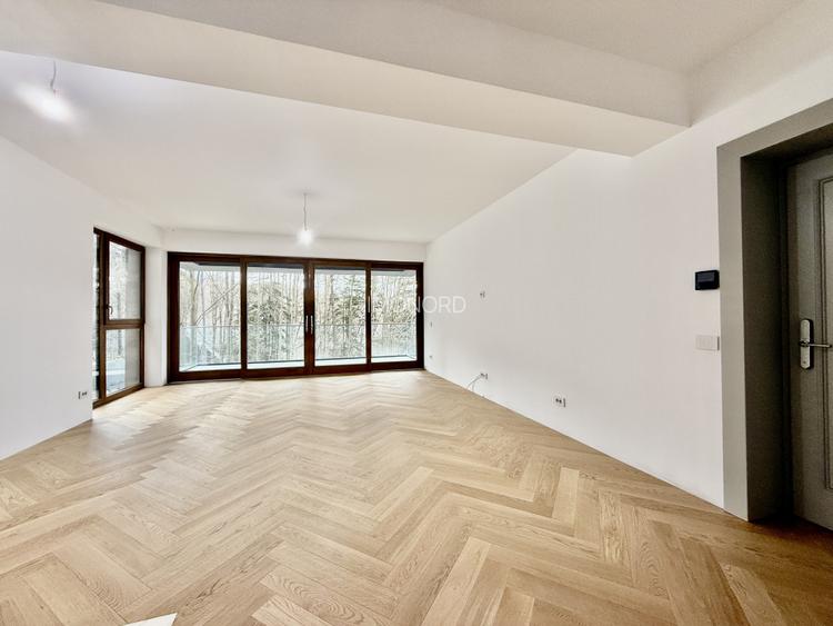 Apartament la parter cu gradina privata,  în Foresti Sinaia - 10