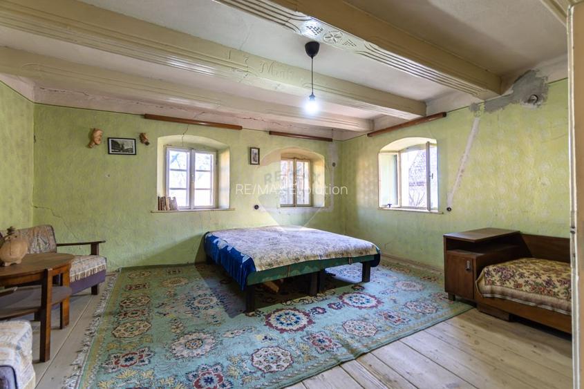 Casă cu 3 camere si teren generos de 1.519 mp în Prejmer /Comision 0% - 11