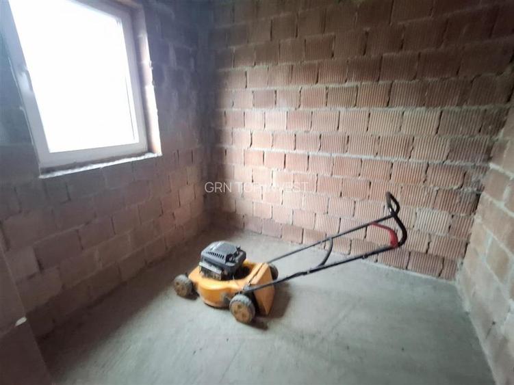 Casa individuala 5 camere 2 bai pivnita 380mp teren in Cisnadie - 17