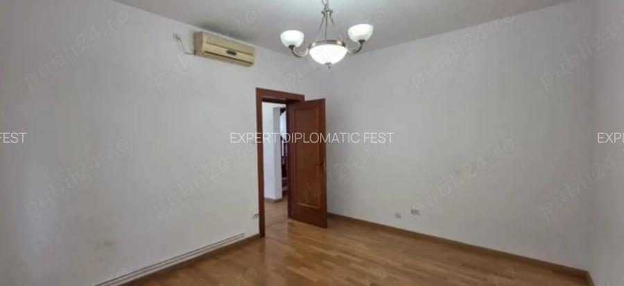 Decebal-Alba-Iulia- Vila 5 Cam -150 mp-2350 Euro - 6