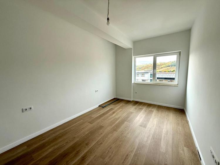 De vânzare apartament nou, finisat 3 camere, 74 mp. - Comuna Baciu