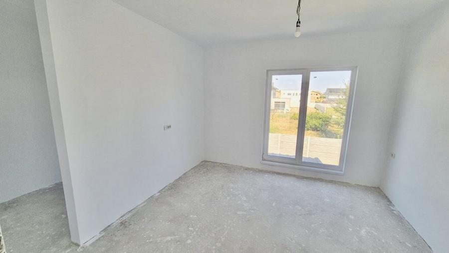 Duplex 4 camere, 110mp utili, 290mp teren in Giroc