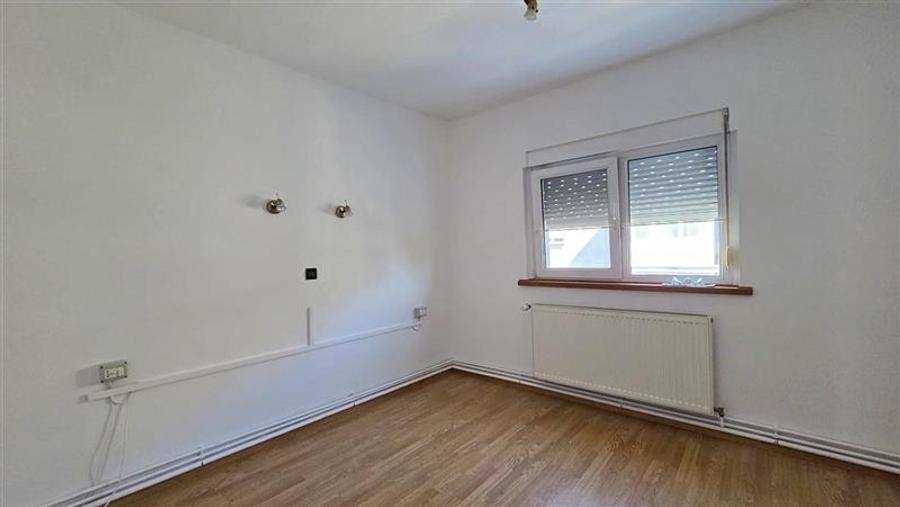 COMISION 0% APARTAMENT 3 CAMERE 2 BAI RENOVAT DOROBANTILOR