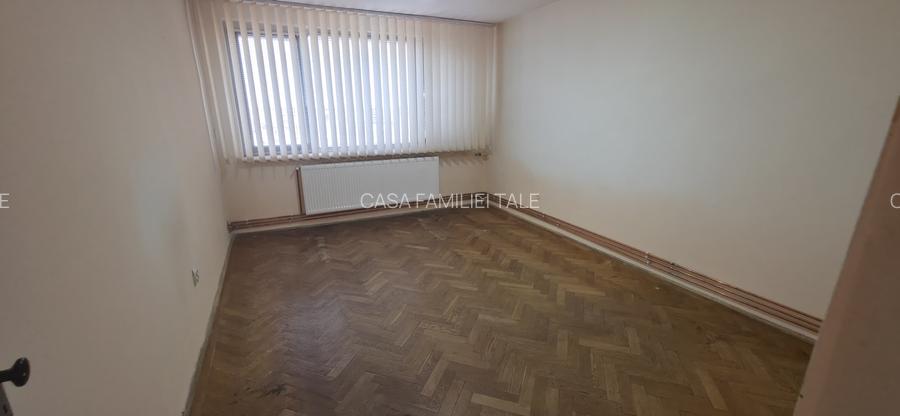 71.000 euro !2 camere ..decomandat..Gh.Lazar-McDonald's - 4
