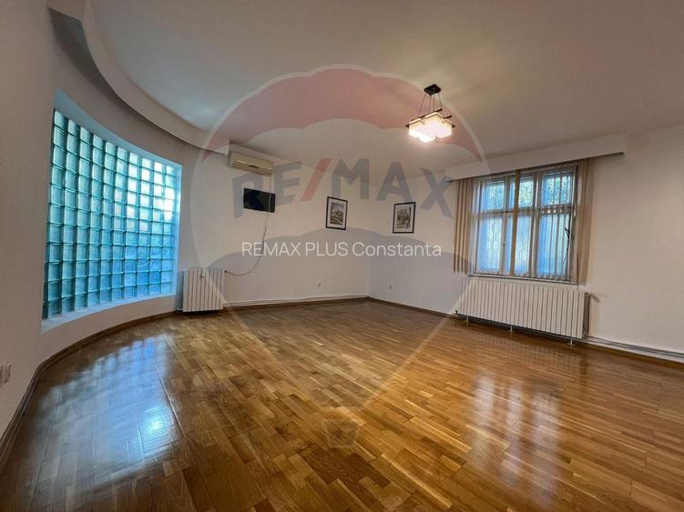 Vila de inchiriat,  potrivita birouri, zona Gara. - 18