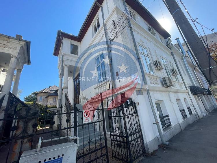 Casa  Ultracentral- de inchiriat/ vanzare - 24