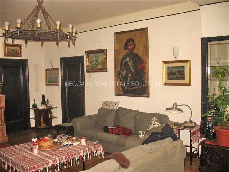 PTA VICTORIEI - VILA 521 MP UTILI, TEREN 587 MP! - 2