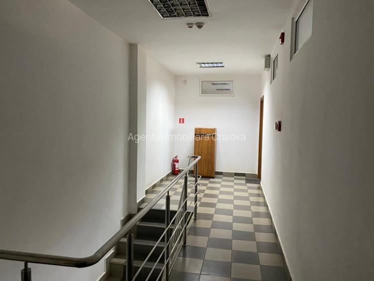 Hală + Clădire de birouri - 860 mp! Teren 2000mp. - 7