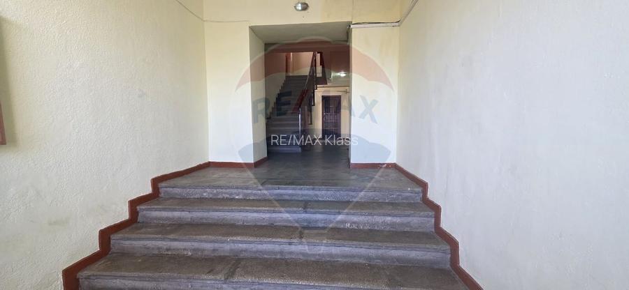 Apartament cu 3 camere de vanzare in Micro 6 – locatie excelenta - 11