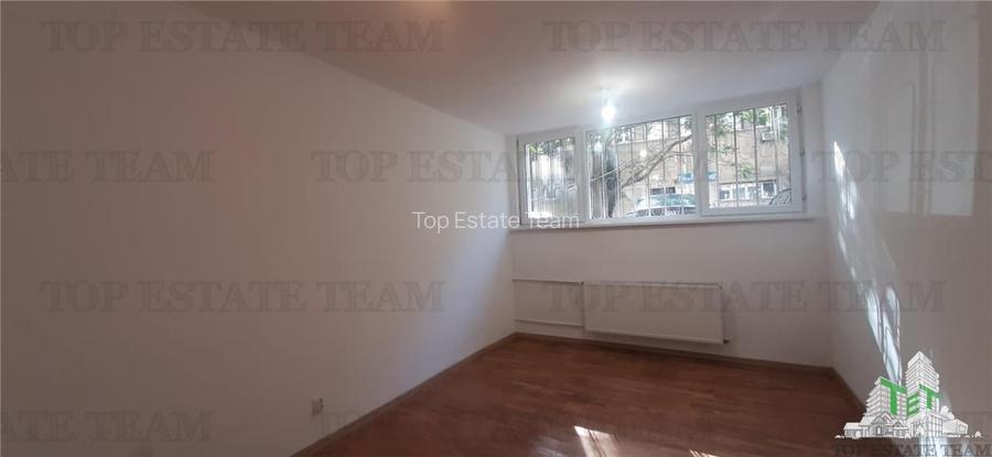 Spatii birou / comerciale de inchirat ,Universitate,  10 euro / mp - 11