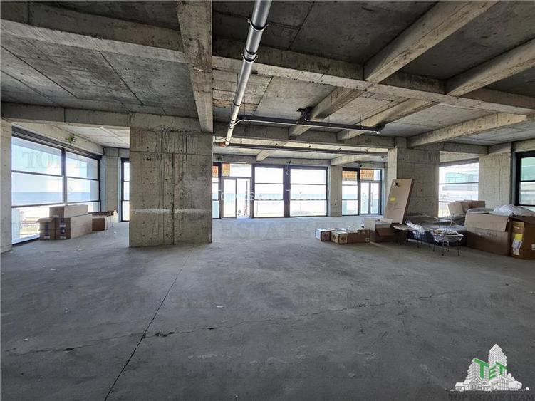 SPATIU COMERCIAL MAMAIA NORD PRIMA LINIE, VEDERE FRONTALA  LA MARE, ZONA DE TRAF - 9