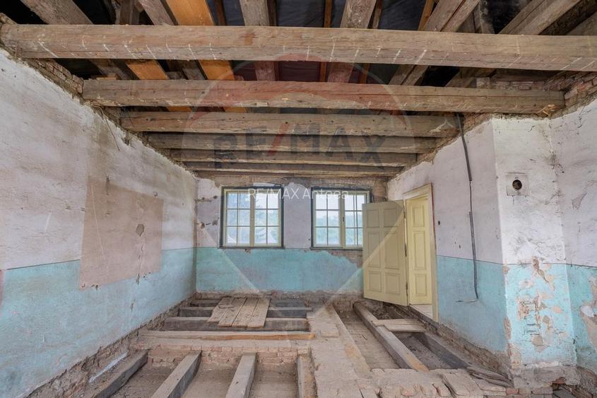 Fostă școală săsească semnată de Fritz Balthes – Bruiu, Sibiu - 10