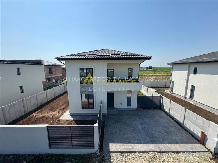 Vila Individuala / 4 Camere / 3 Bai / Incalzire Pardoseala / Teren 350 mp - 3