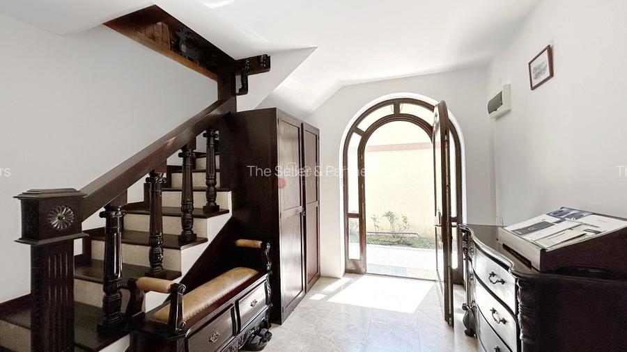 Zona Linistita Structura Generoasa - 21