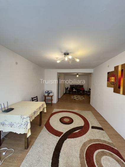 VILA Demisol+ Parter +Et 1+ Mansarda Ultracentral - 12