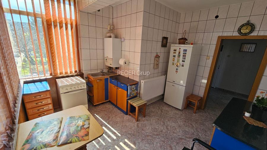 GH.DOJA - Piata Mihai Viteazul - spatiu birouri - D+P+1E+M - 230000 euro - 10