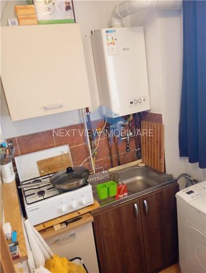 Garsoniera, Dambul Rotund - 4