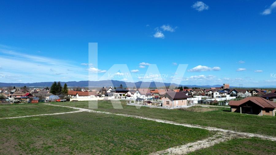 Teren de 475 mp în Hălchiu - utilități - Comision 0% - 2