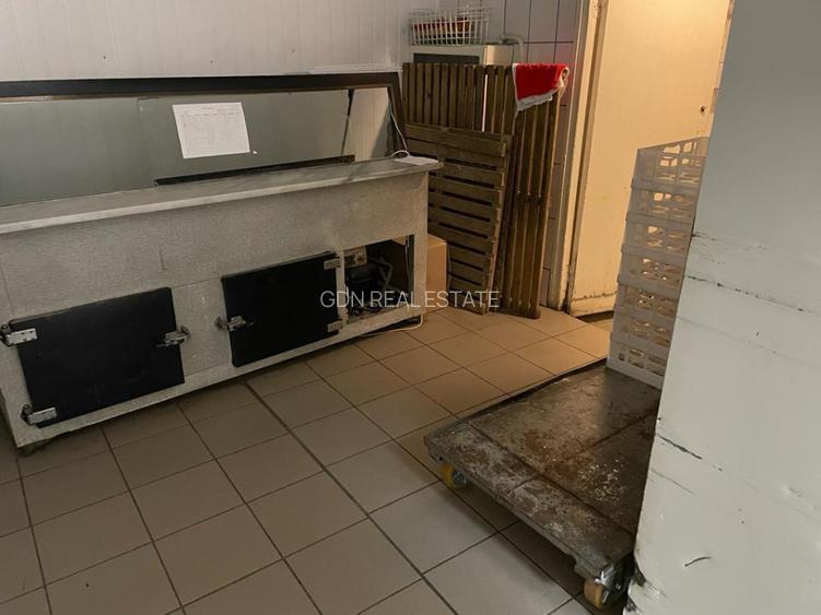 Inchiriem spatiu comercial Hala STAR - 3