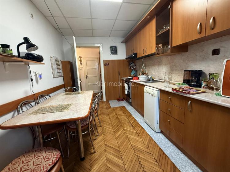Inchiriere apartament la casa are curte si garaj zona hotel Napoca - 16