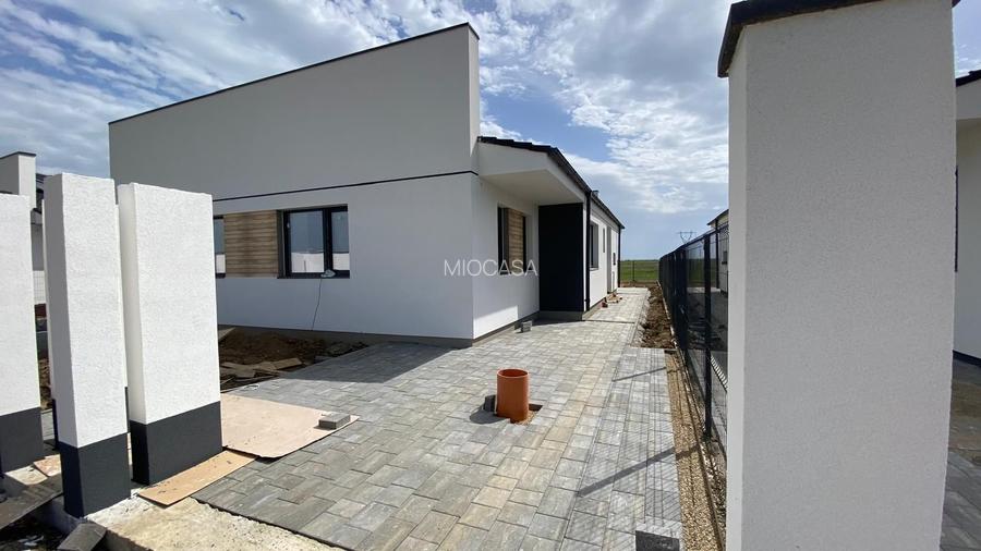 Comision 0%. Duplex pe parter.  Panouri solare.  328 mp teren.  La cheie. - 6