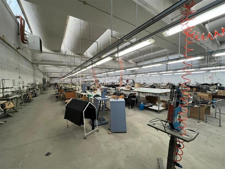 De vanzare spatiu industrial cu suprafata de 1543 m2 - 6