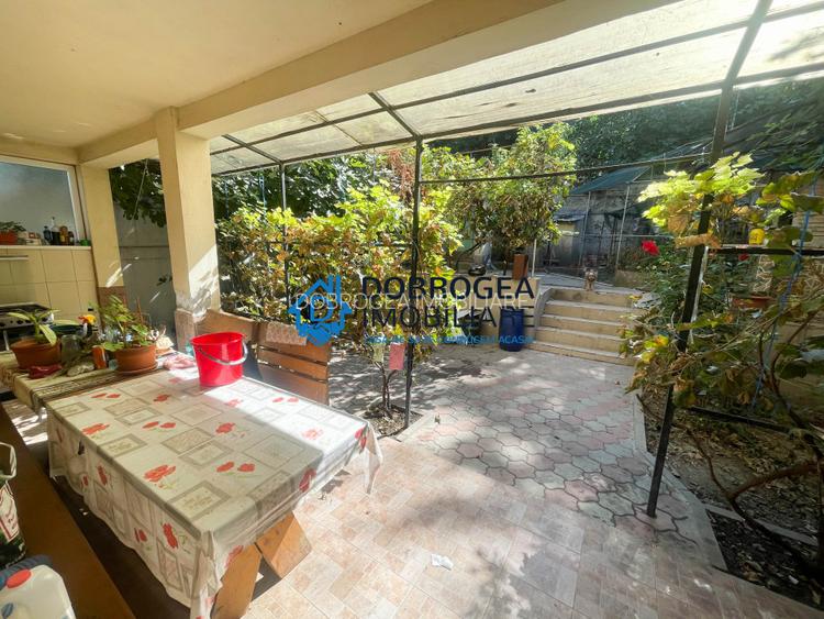 Vila in inima orasului, ideala pentru locuit sau birouri/ clinica - 2