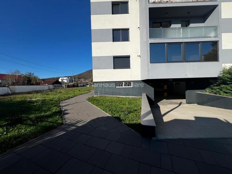 Apartament premium  3 camere,Victoriei ,zona Mărul de Aur  - 4