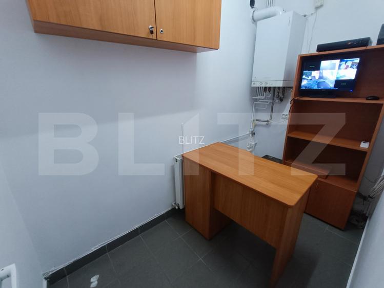 Spatiu comercial, 60 mp, zona Nicolina 2 - 4