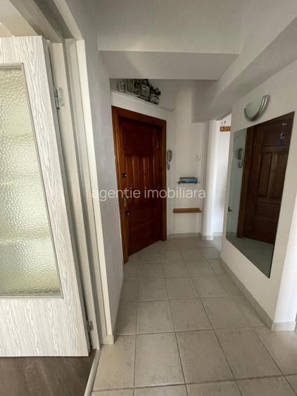 Ocazie -Bld Tomis garsoniera Decomandata /Spitalul Judetean - 4