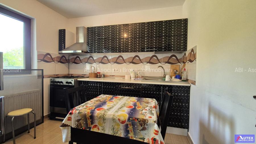 Casa P 1 cu 4 camere, inconjurata de Liniste si Natura - 6