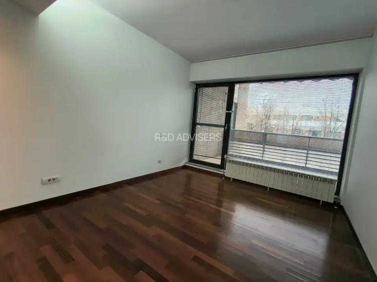 Apartament elegant cu 4 camere | Etaj 1 - 10