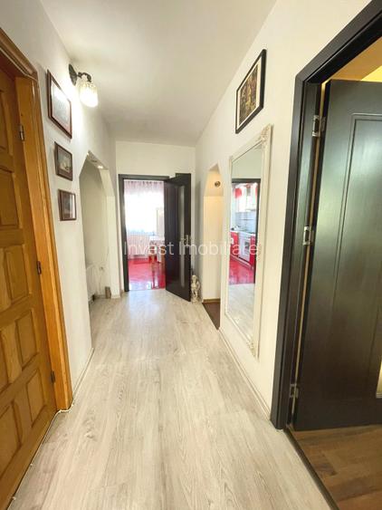 Apartament 3 camere decomandat-Piata Nicolina-etaj intermediar - 7