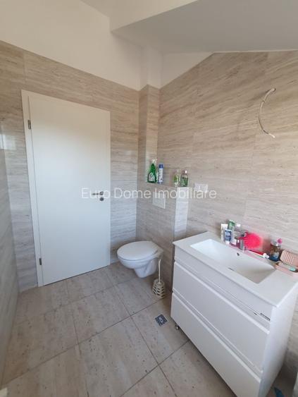 Apartament intabulat, 2 camere decomandate, bloc tip vilă, Sânpetru - 12