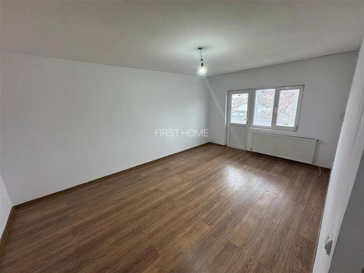 Ap 2 cam, 60 mp utili, et 2/3, hol patrat logie si balcon,renovat ! - 9