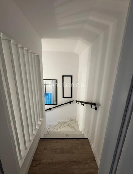 Casă individuală, 200 mp utili interior și 400 mp curte - 15