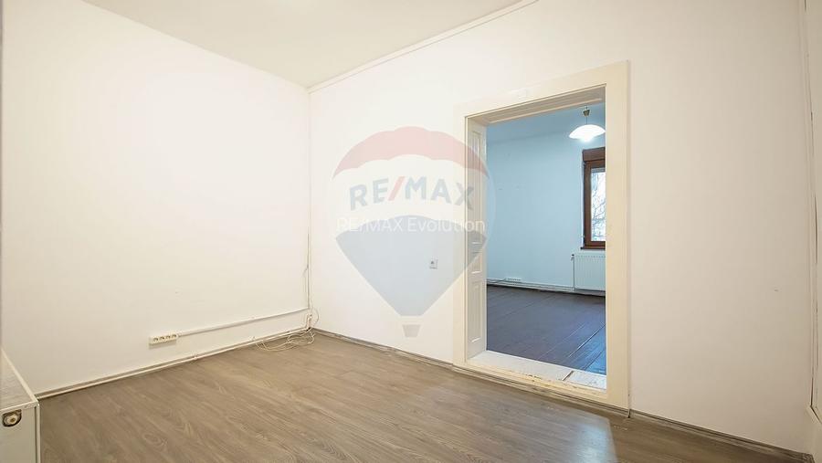 COMISION 0 Casă cu potențial excelent, teren 446 mp, Strada Fanionului - 13