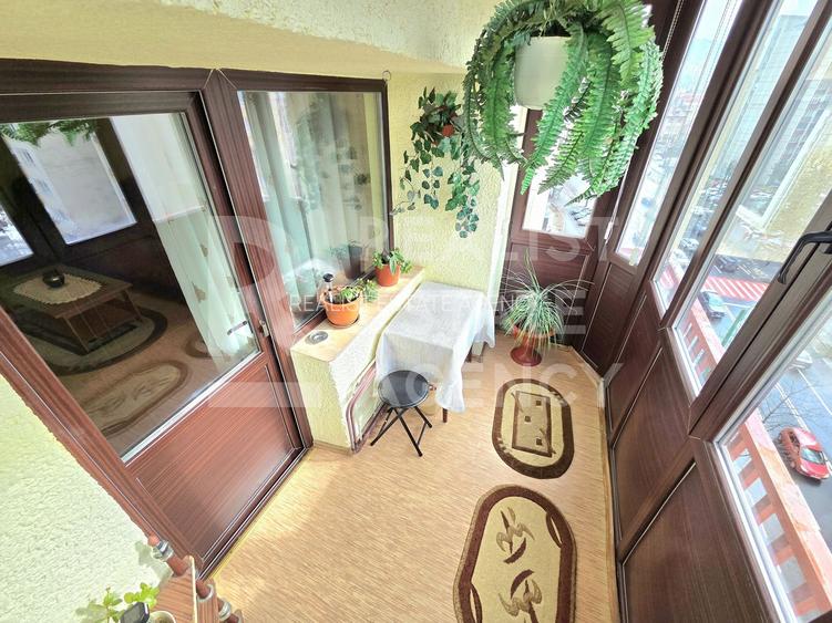 Vânzare apartament 2 camere, bulevardul Grivitei, Brașov - 2