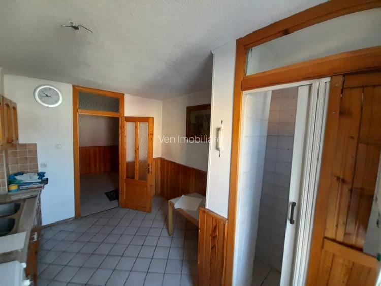 Apartament 4 camere,etajul 2,zona Kaufland Sud - 3