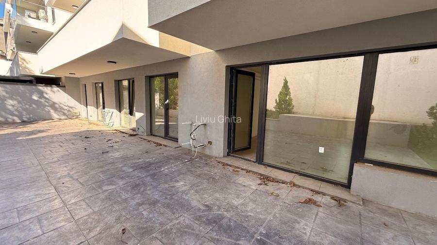 Vand apartament 4 camere cu terasa si gradina, ultracentral - 14