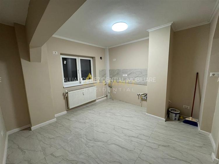 Apartament 3 camere, decomandat - 300 m de Metrou Aparatorii Patriei - Renovat - 3