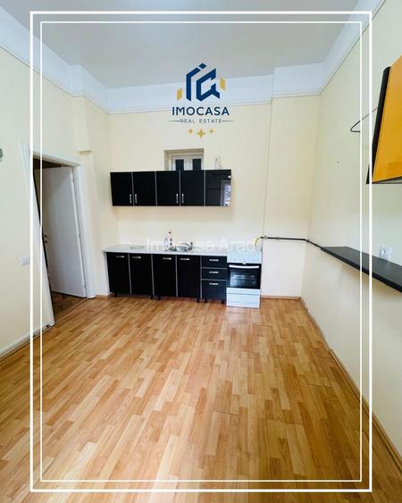 De vanzare Apartament Rez. Birou dimensiuni impresionantă centru Arad - 24
