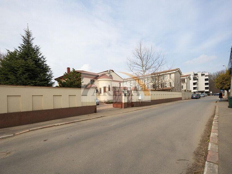 Vila cu 750 mp utili si teren de 1.480 mp in Erou Iancu Nicolae - 44